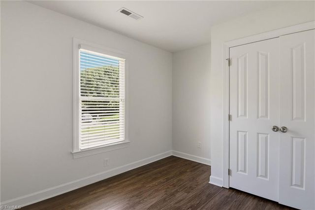 471 Kingsmill Drive, Advance, NC 27006