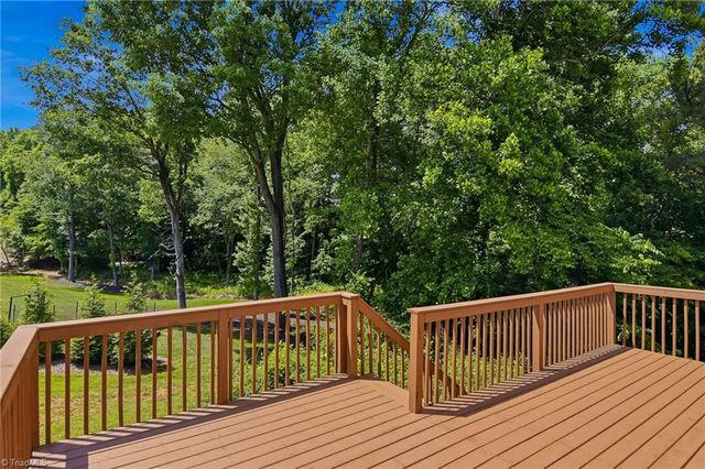 471 Kingsmill Drive, Advance, NC 27006
