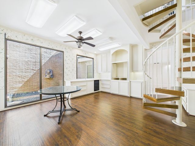 7608 Del Monte Drive, Houston, TX 77063