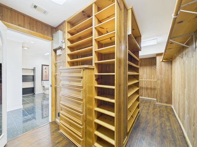 7608 Del Monte Drive, Houston, TX 77063