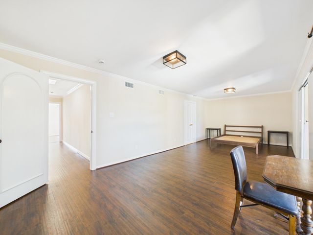 7608 Del Monte Drive, Houston, TX 77063