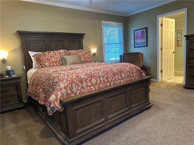 729 SE Claremont Street, Lee's Summit, MO 64063