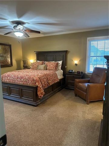 729 SE Claremont Street, Lee's Summit, MO 64063