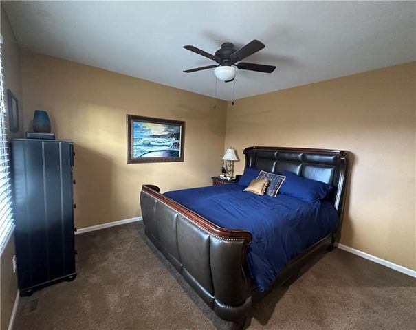 729 SE Claremont Street, Lee's Summit, MO 64063