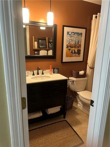 729 SE Claremont Street, Lee's Summit, MO 64063