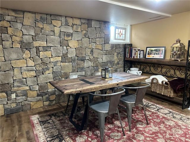 729 SE Claremont Street, Lee's Summit, MO 64063