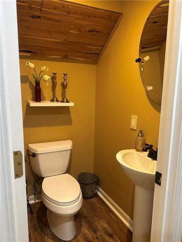 729 SE Claremont Street, Lee's Summit, MO 64063