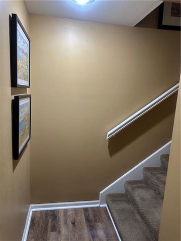 729 SE Claremont Street, Lee's Summit, MO 64063