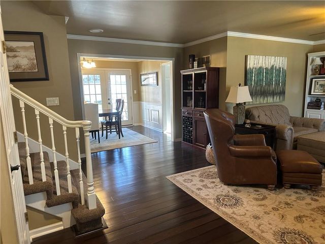 729 SE Claremont Street, Lee's Summit, MO 64063