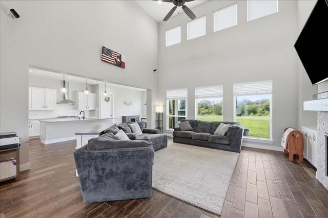 6842 Cherry Bayou Drive, Baytown, TX 77523