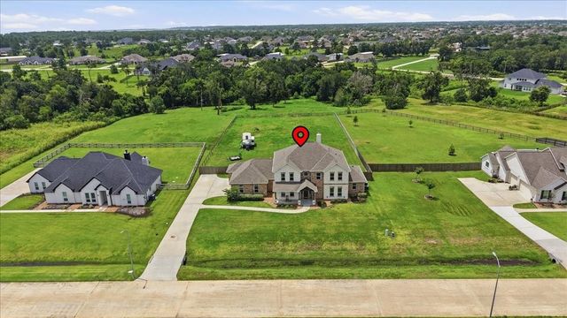 6842 Cherry Bayou Drive, Baytown, TX 77523
