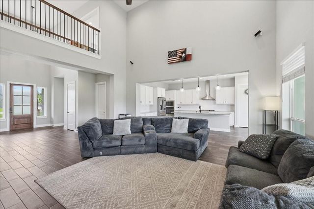 6842 Cherry Bayou Drive, Baytown, TX 77523