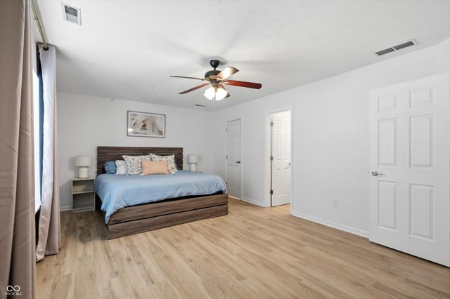 541 E Pine Ridge Drive, Westfield, IN 46074