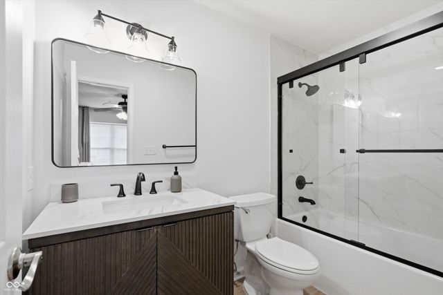 541 E Pine Ridge Drive, Westfield, IN 46074