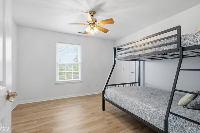 541 E Pine Ridge Drive, Westfield, IN 46074