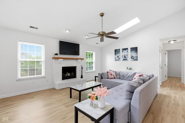 541 E Pine Ridge Drive, Westfield, IN 46074