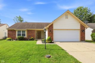 541 E Pine Ridge Drive, Westfield, IN 46074