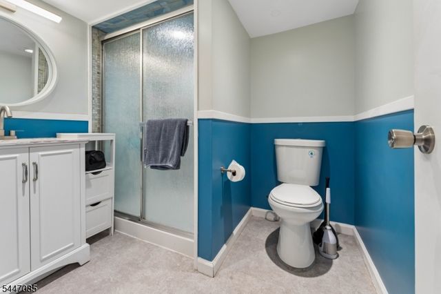 111 Yale Ter, Linden City, NJ 07036