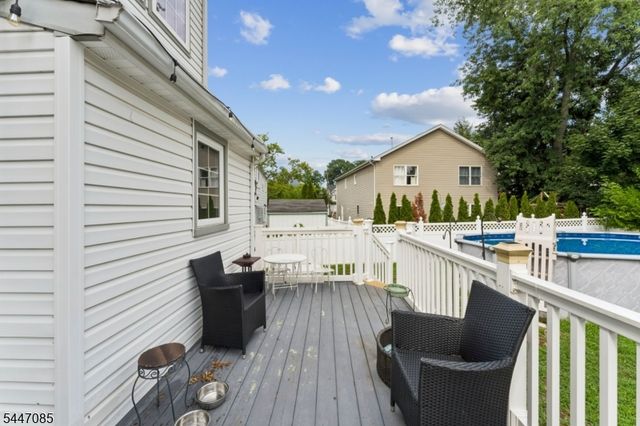 111 Yale Ter, Linden City, NJ 07036