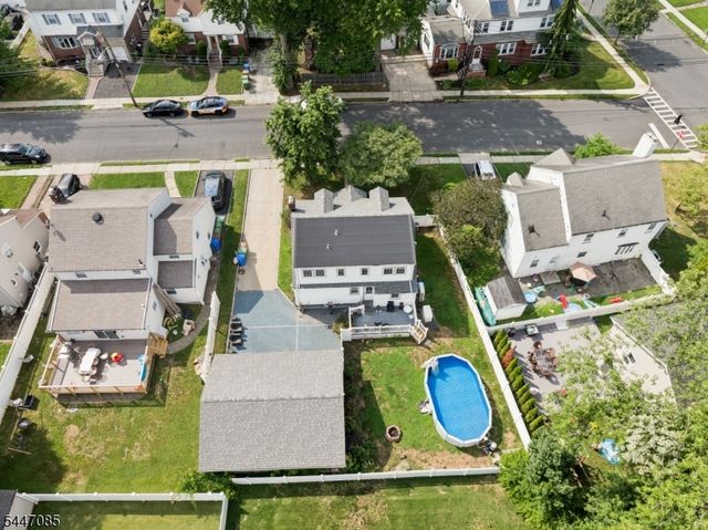 111 Yale Ter, Linden City, NJ 07036
