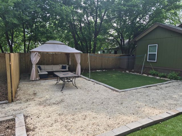 1005 Taylor Street, Waco, TX 76704