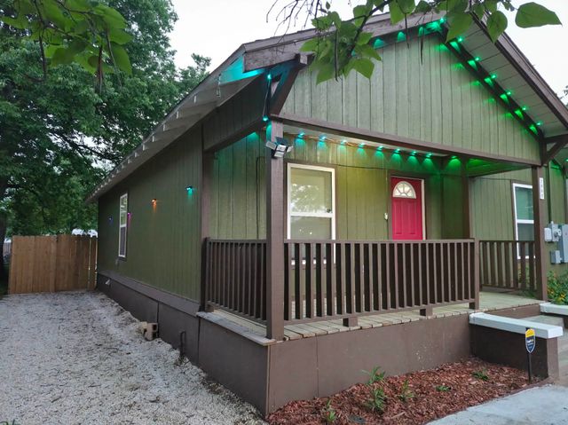 1005 Taylor Street, Waco, TX 76704