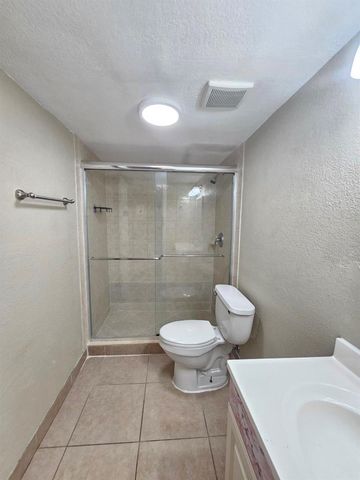 4324 NW 9TH Avenue 6-1C, Deerfield Beach, FL 33064