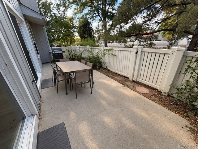 2742 S Xanadu Way, Aurora, CO 80014