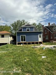4616 W Broadway, Louisville, KY 40211