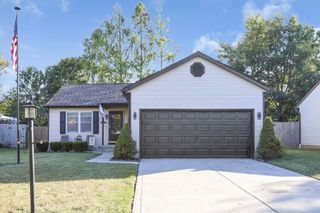 2335 Fernwood Avenue, Grove City, OH 43123