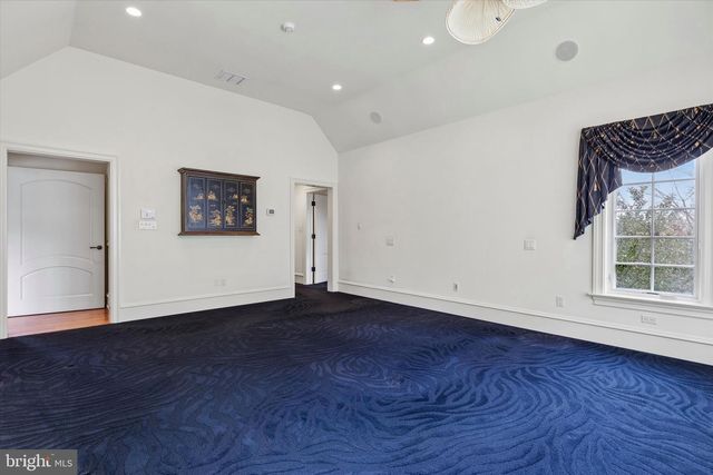909 N PENN OAK, Lower Gwynedd, PA 19002
