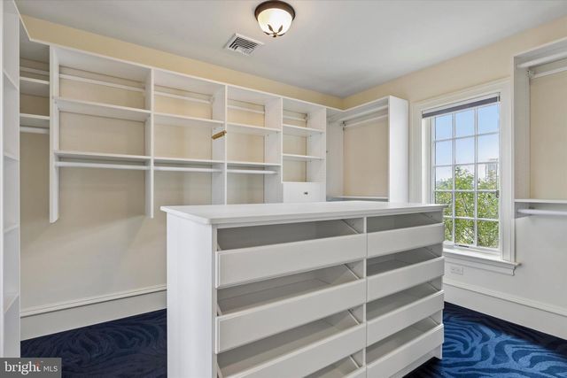 909 N PENN OAK, Lower Gwynedd, PA 19002