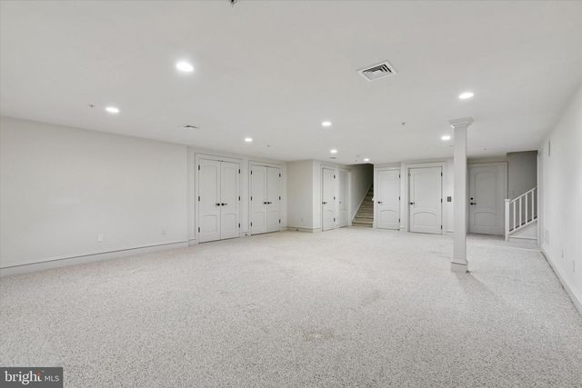 909 N PENN OAK, Lower Gwynedd, PA 19002
