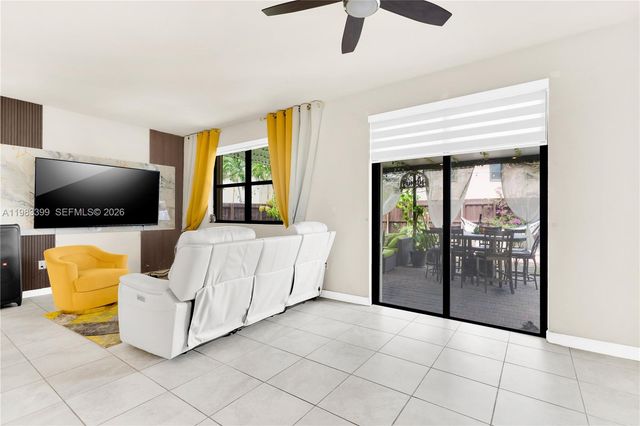 11827 SW 242nd Ter, Homestead, FL 33032