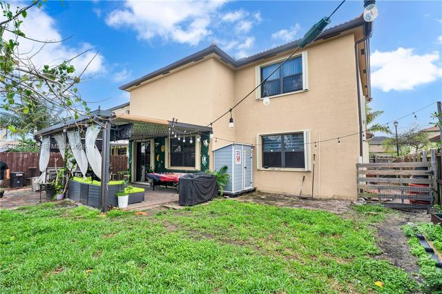 11827 SW 242nd Ter, Homestead, FL 33032