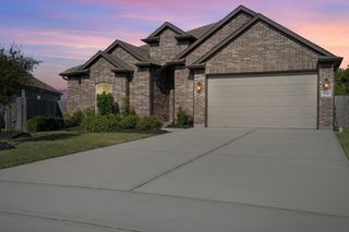 1540 Lake Mija Circle, Seabrook, TX 77586