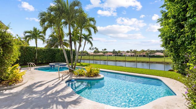 2443 Muir Circle, Wellington, FL 33414