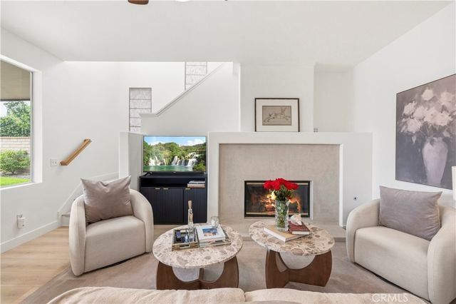 22915 Raintree Lane, Saugus, CA 91390