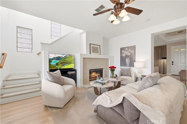 22915 Raintree Lane, Saugus, CA 91390