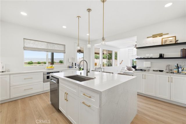 22915 Raintree Lane, Saugus, CA 91390