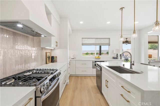 22915 Raintree Lane, Saugus, CA 91390