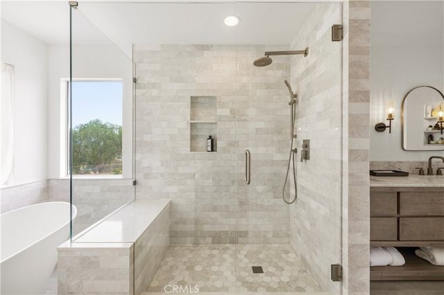 22915 Raintree Lane, Saugus, CA 91390