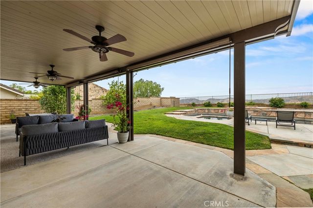 22915 Raintree Lane, Saugus, CA 91390