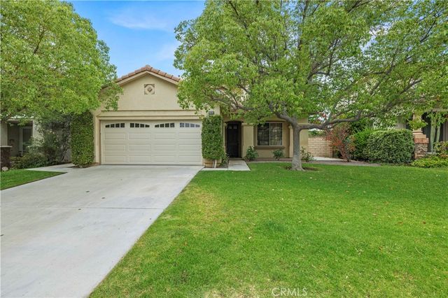 22915 Raintree Lane, Saugus, CA 91390