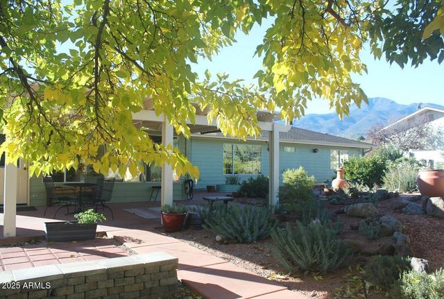 550 W BLACK HILLS Drive, Clarkdale, AZ 86324