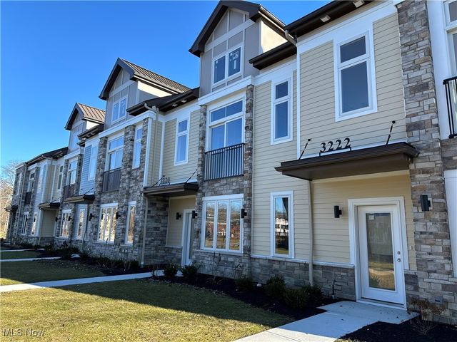 3220 Van Aken Boulevard, Shaker Heights, OH 44120