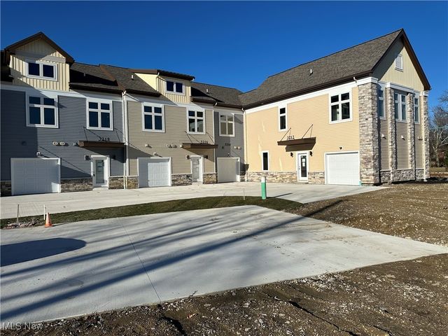 3220 Van Aken Boulevard, Shaker Heights, OH 44120