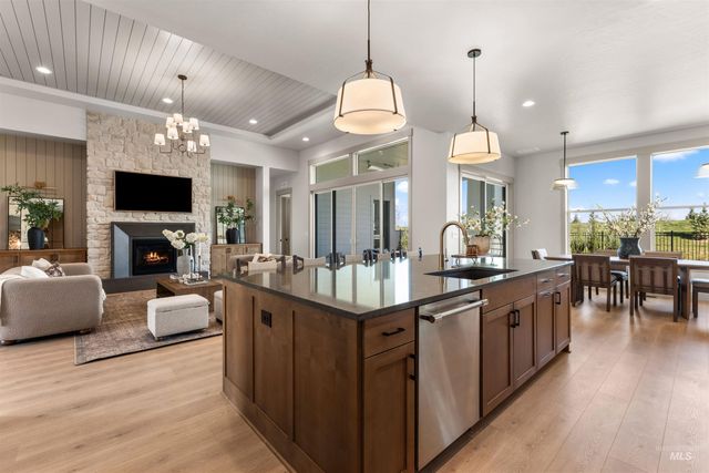 7564 W Flathead Lakes St. Tahoma B - QMI, Eagle, ID 83616