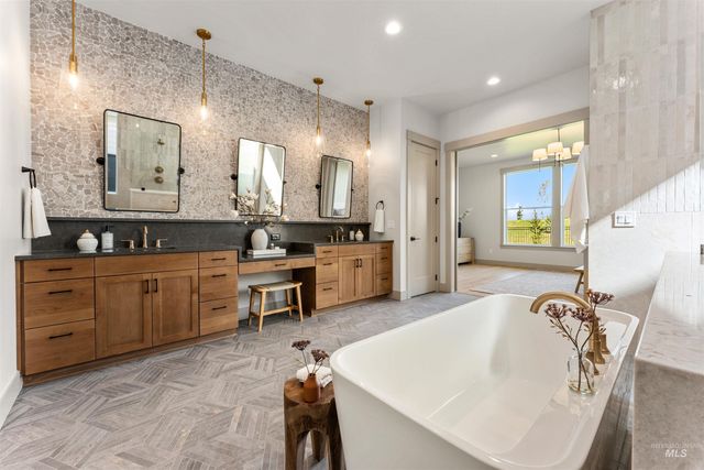 7564 W Flathead Lakes St. Tahoma B - QMI, Eagle, ID 83616