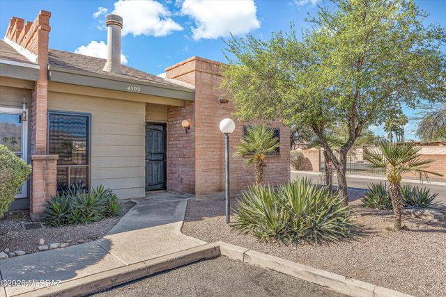 4302 E Fort Lowell Road, Tucson, AZ 85712